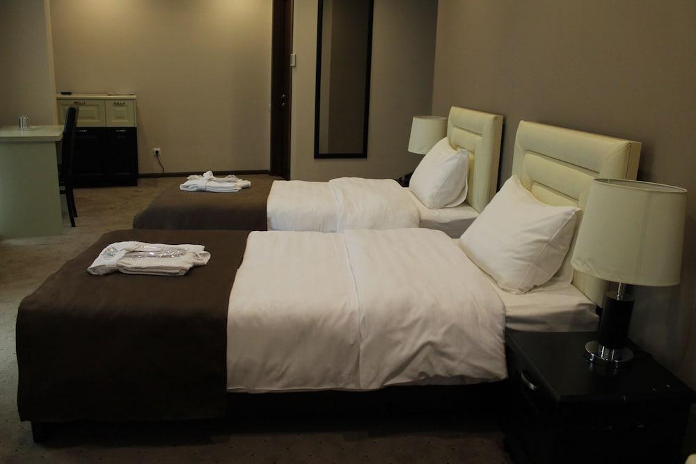 Dolabauri Hotel Tbilisi Esterno foto