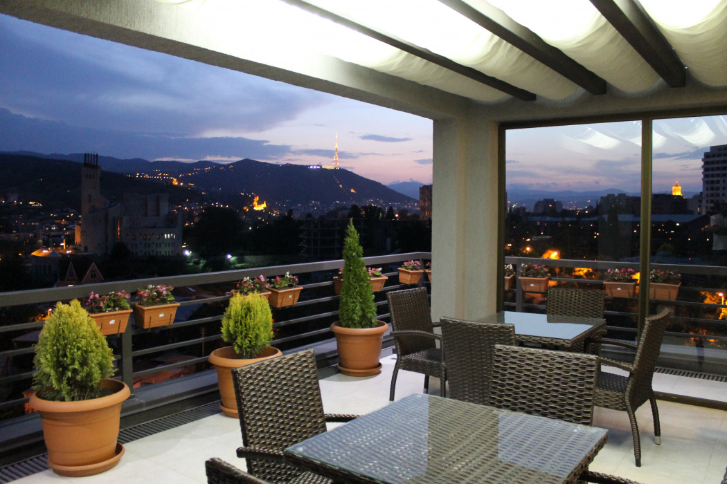 Dolabauri Hotel Tbilisi Esterno foto