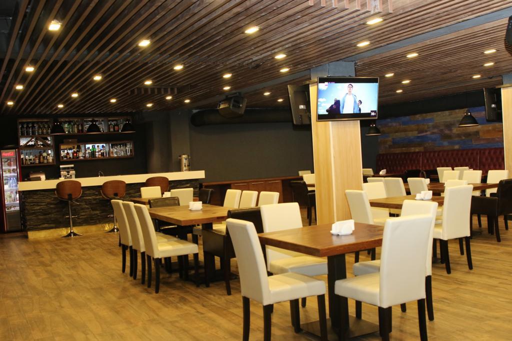 Dolabauri Hotel Tbilisi Esterno foto