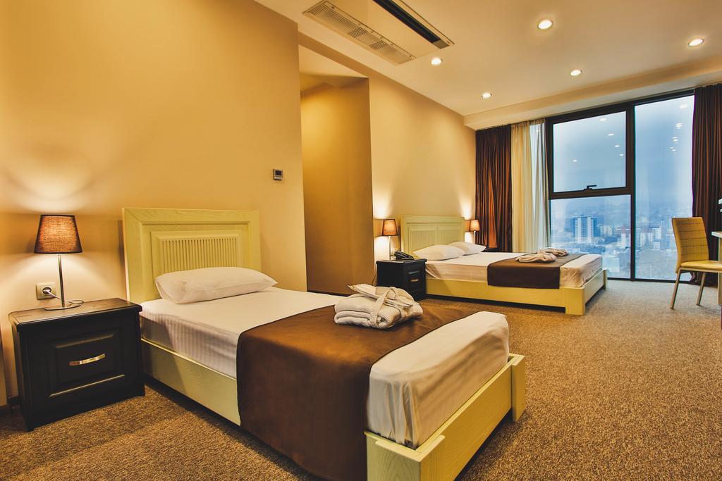 Dolabauri Hotel Tbilisi Esterno foto