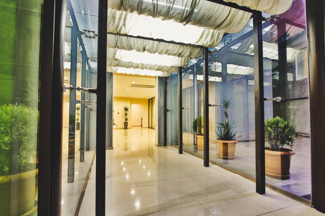 Dolabauri Hotel Tbilisi Esterno foto