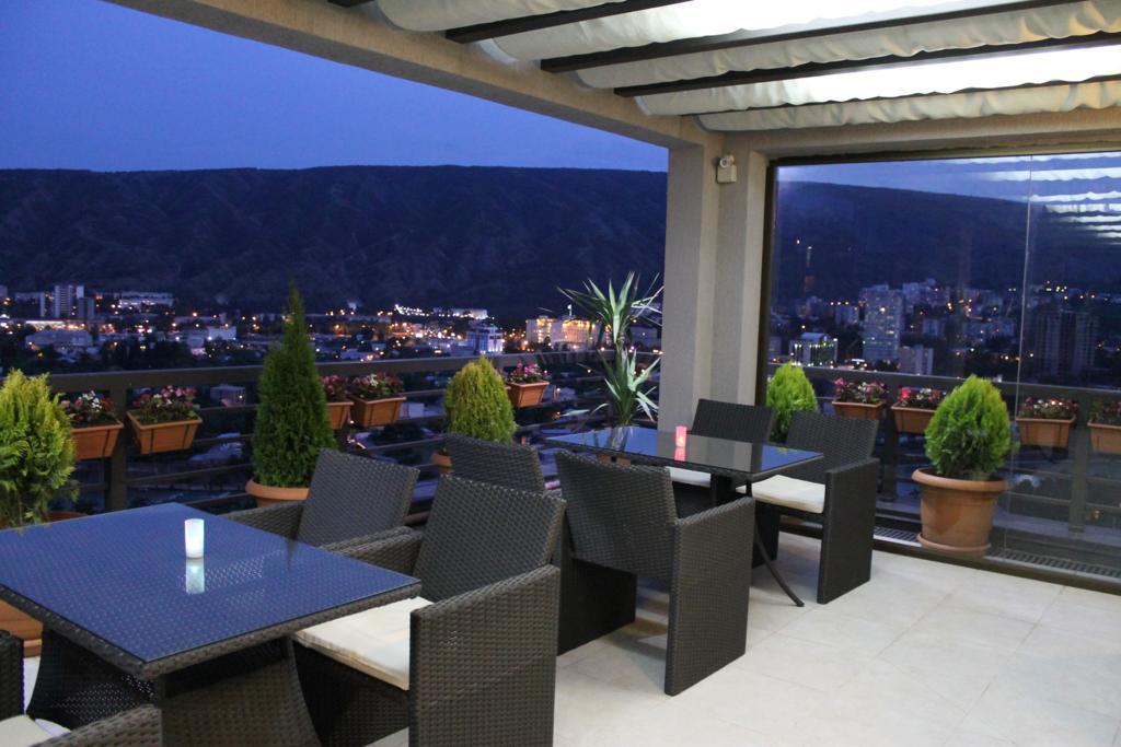 Dolabauri Hotel Tbilisi Esterno foto